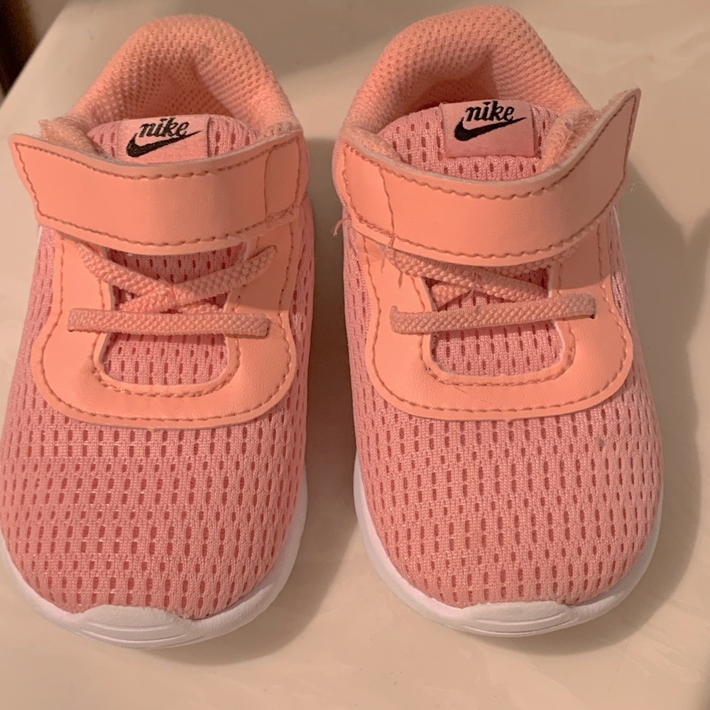 Nike Velcro strap Toddler girl size 5